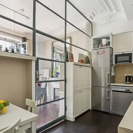 Elegant Parisien * Paryż