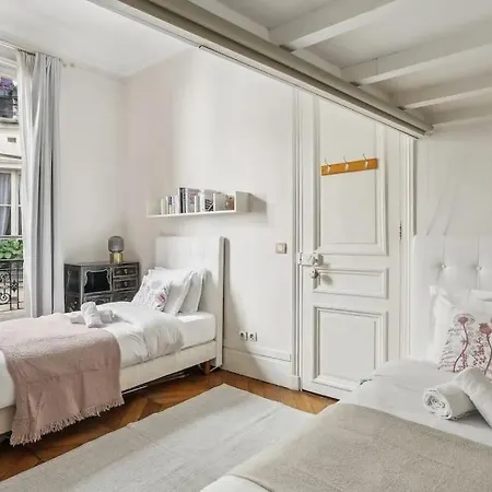 Elegant Parisien Apartament *